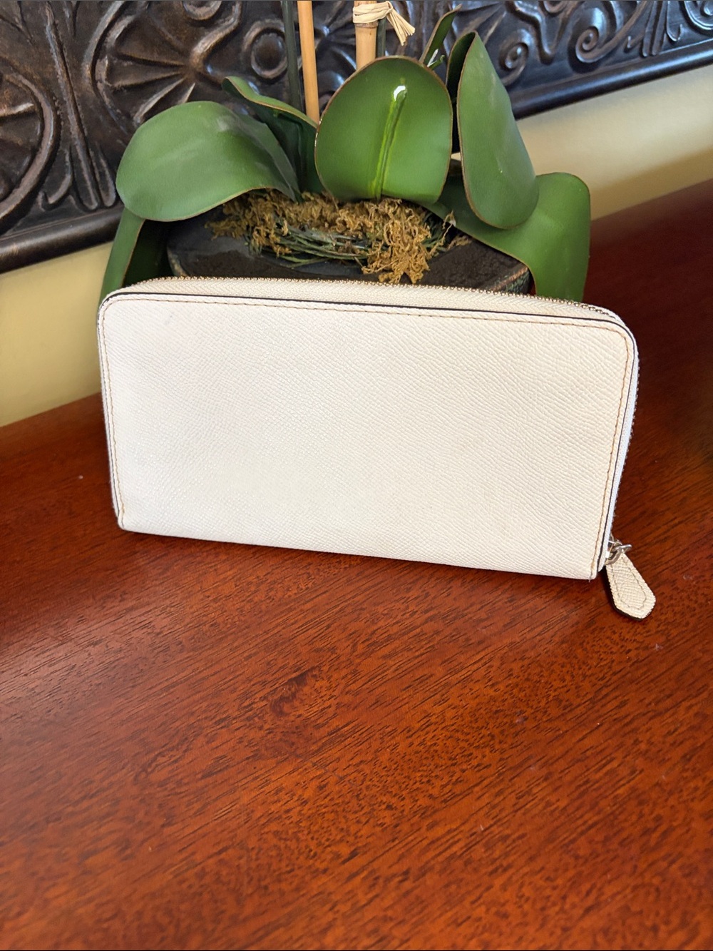 Coach Crossgrain Leather Accordion Zip Wallet Chalk/Light Khaki # F54007 - Picture 2 of 7